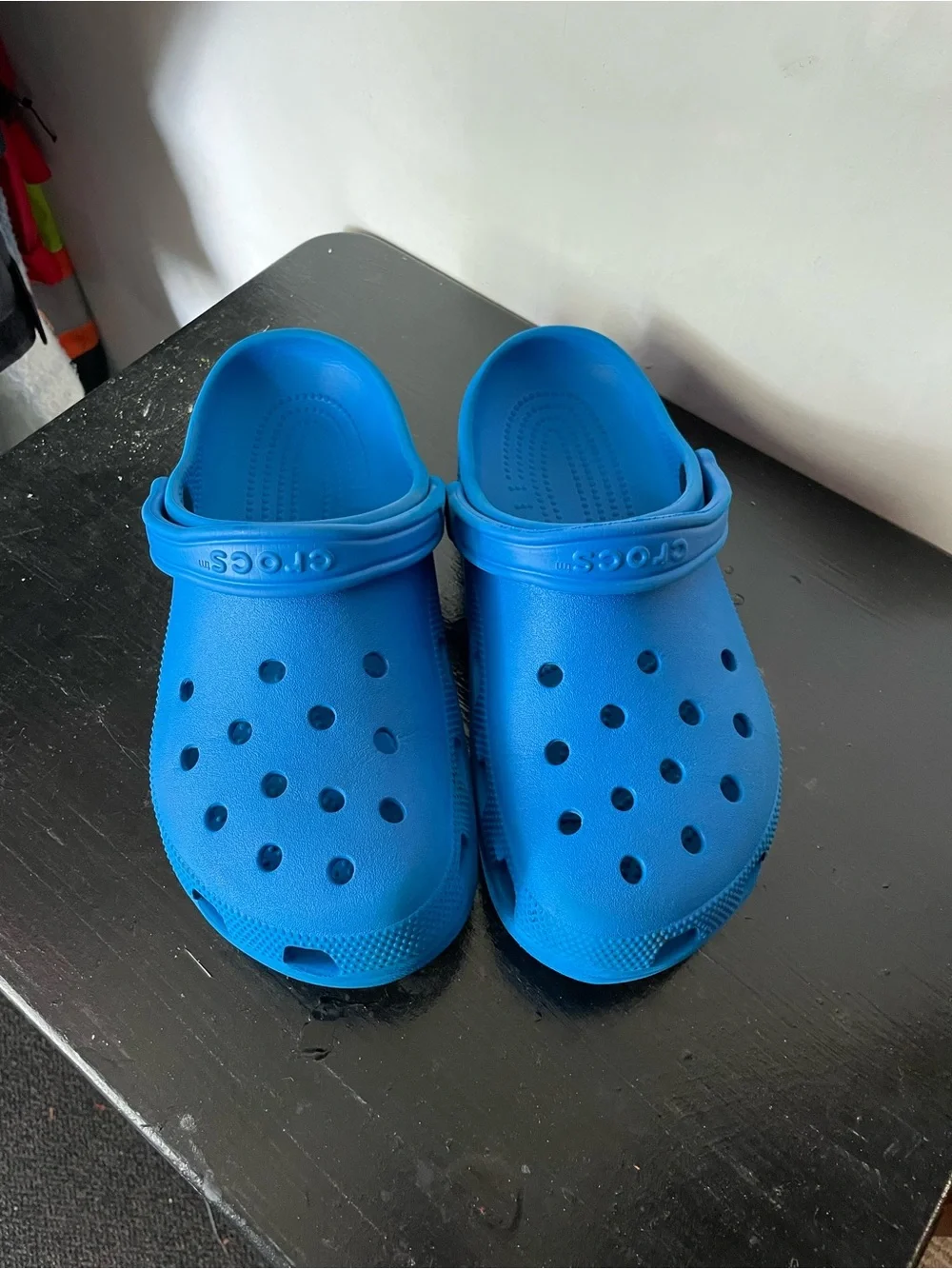 CROCS up sale